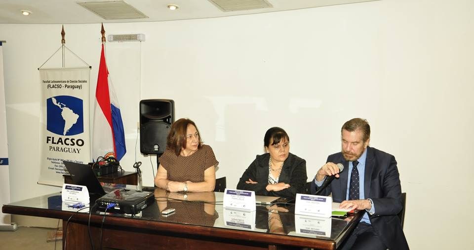 "Políticas Exitosas de Desarrollo Docente"